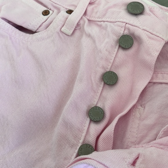 DENIM FORUM LIGHT PINK SHORTS - Picture 6 of 7